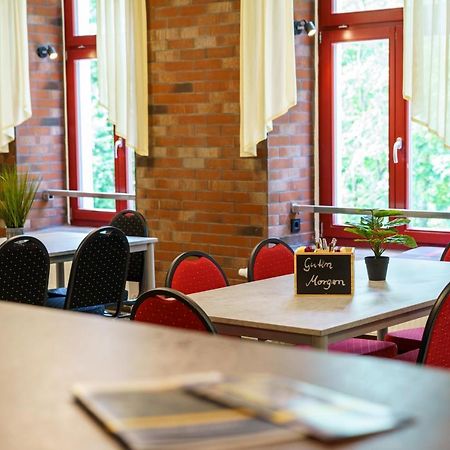 Hotel Und Hostel Gleisbett Annaberg-Buchholz Eksteriør bilde