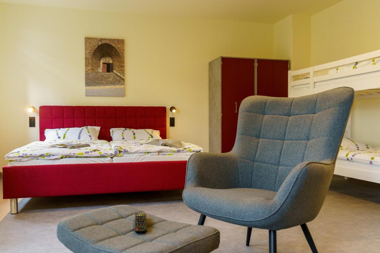 Hotel Und Hostel Gleisbett Annaberg-Buchholz Eksteriør bilde