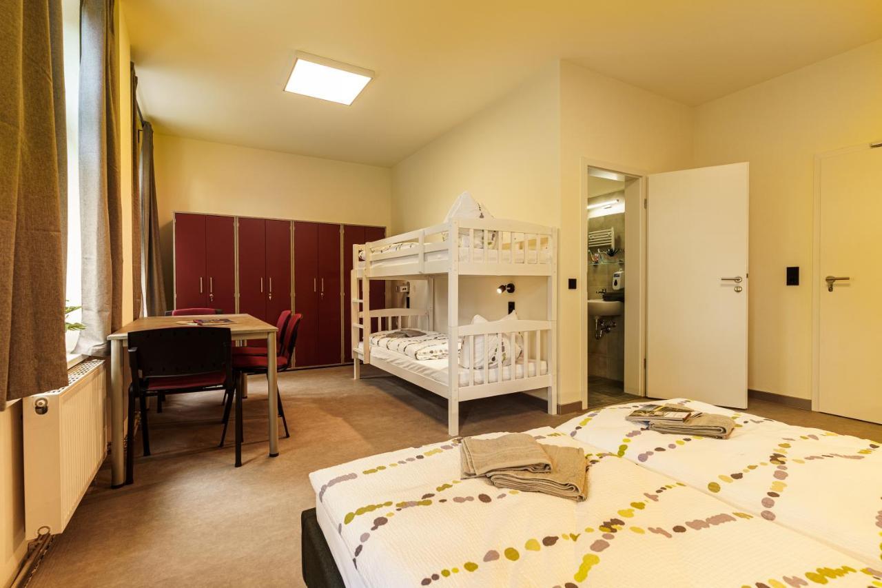 Hotel Und Hostel Gleisbett Annaberg-Buchholz Eksteriør bilde